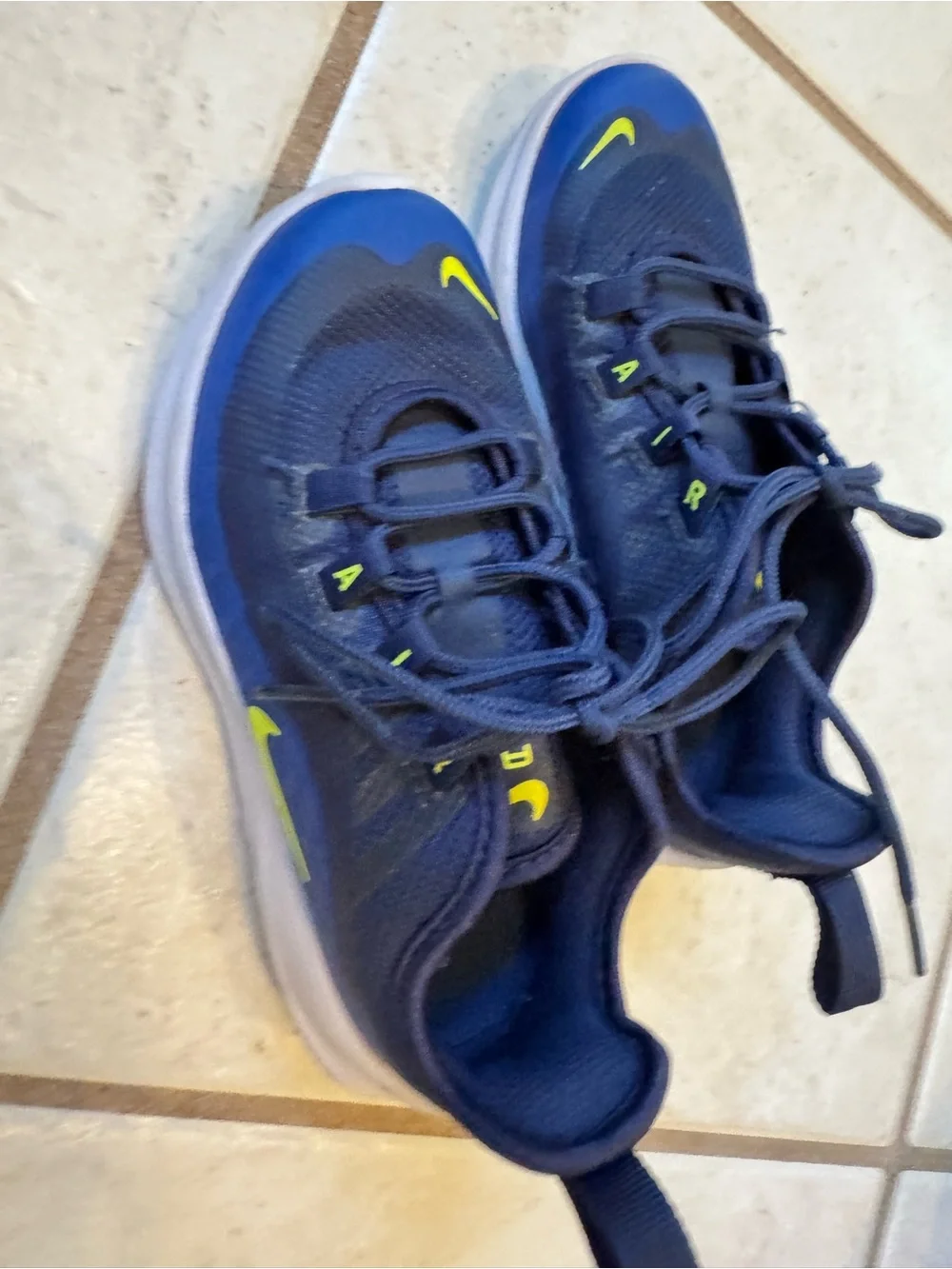 Nike Air Max Boys Sz 11 Blue Lace-up Athletic Sneakers